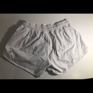Lululemon Hottie Hot Short II Long 4”